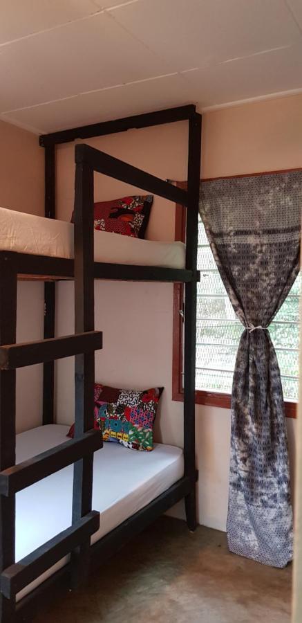 Mambo & Jambo Homestay 姆万扎 外观 照片